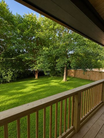 557 Watsonwood Dr, Nashville, TN 37211