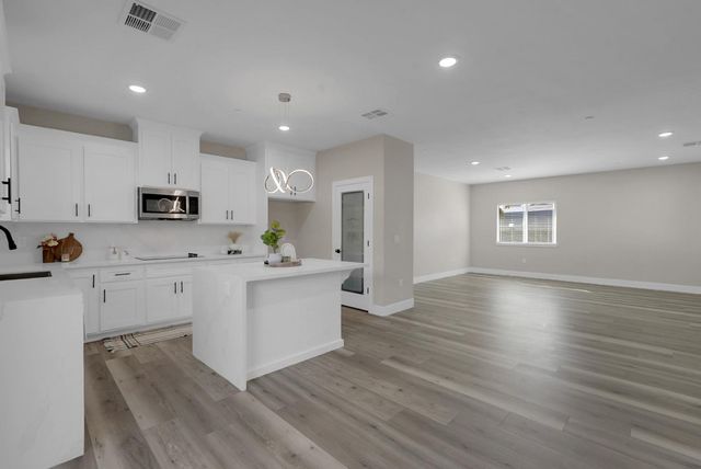 3448 Odell Ave, Stockton, CA 95206