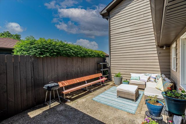 237 Highland Villa Cir, Nashville, TN 37211