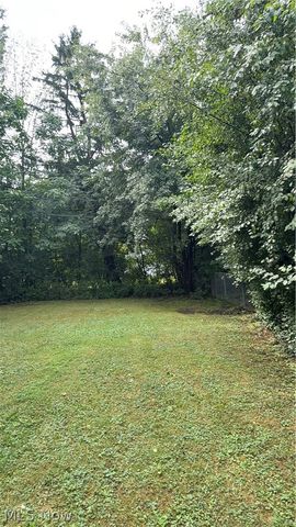 19608 Shakerwood Road, Warrensville Heights, OH 44122