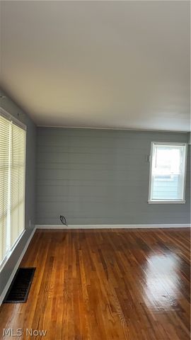 19608 Shakerwood Road, Warrensville Heights, OH 44122