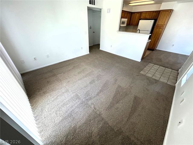 5710 East Tropicana Avenue 2092, Las Vegas, NV 89122