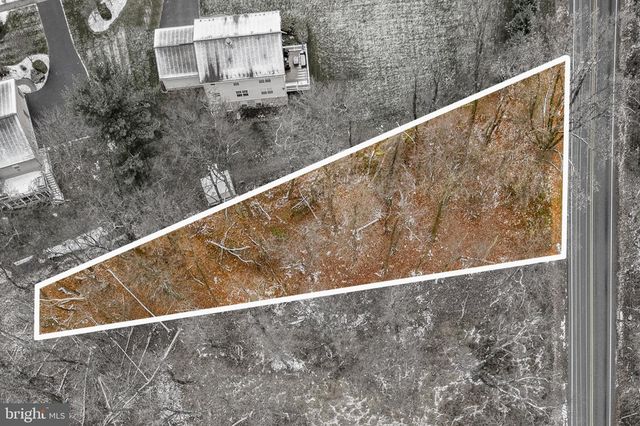 731 LOCUST GROVE RD, York, PA 17402