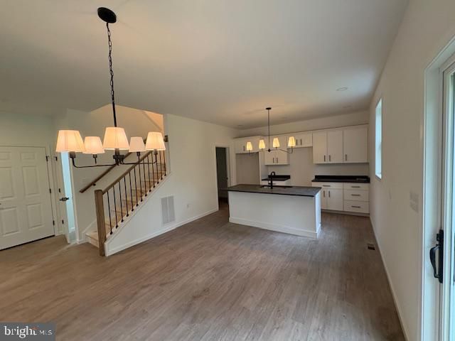 731 LOCUST GROVE RD, York, PA 17402