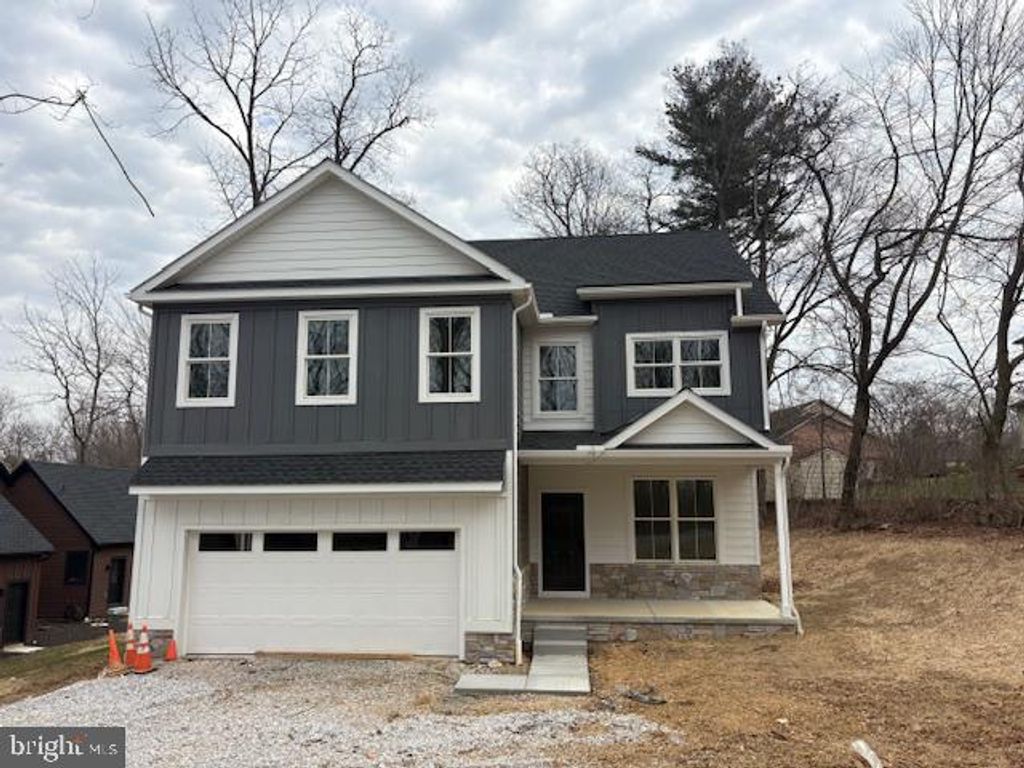 731 LOCUST GROVE RD, York, PA 17402