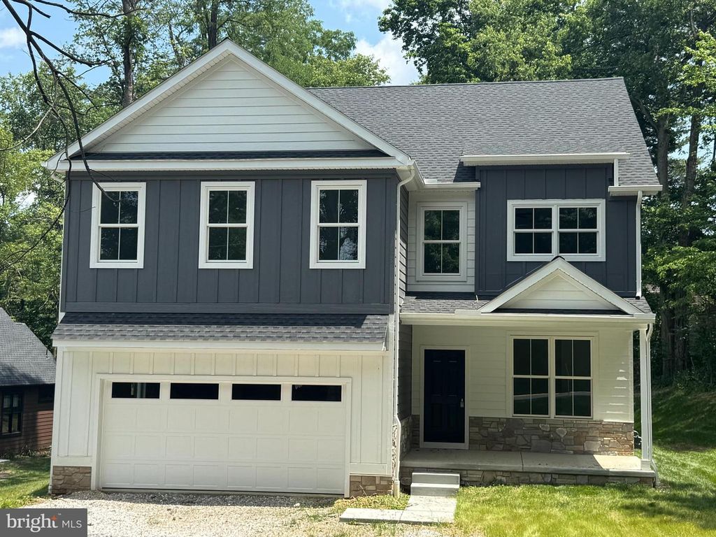 731 LOCUST GROVE RD, York, PA 17402
