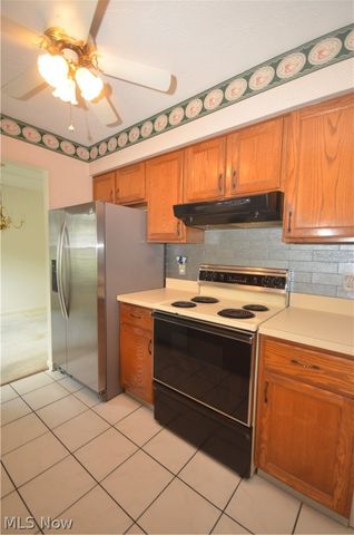 2641 Burridge Circle, Twinsburg, OH 44087