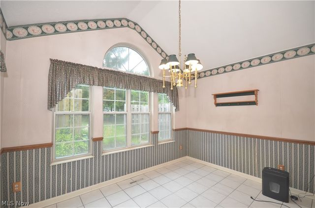 2641 Burridge Circle, Twinsburg, OH 44087