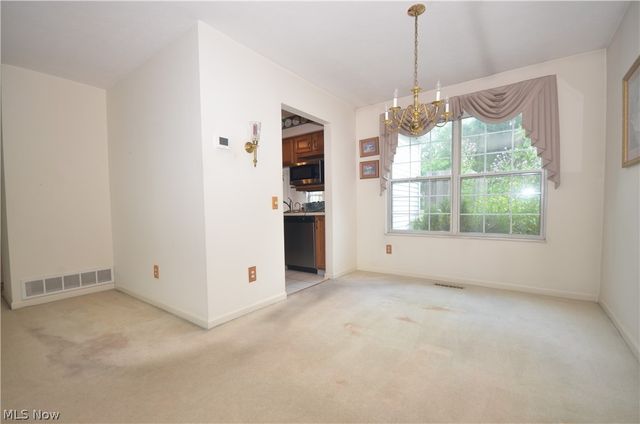 2641 Burridge Circle, Twinsburg, OH 44087