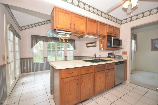 2641 Burridge Circle, Twinsburg, OH 44087