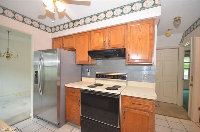 2641 Burridge Circle, Twinsburg, OH 44087