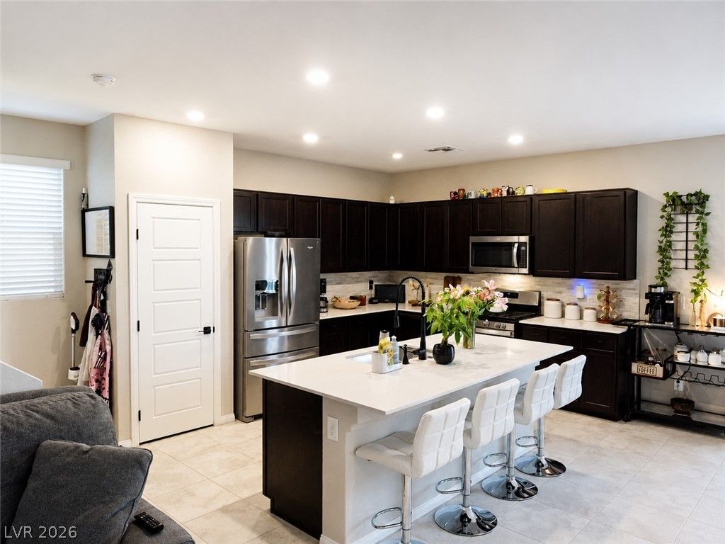 6968 Wildhorse Creek Street, North Las Vegas, NV 89086 — photo 2