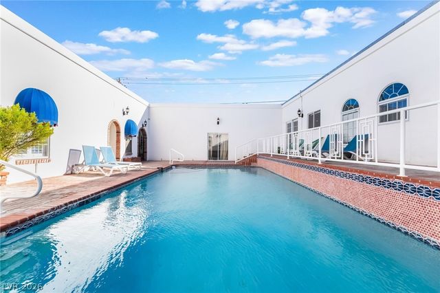 909 Cashman Drive, Las Vegas, NV 89107