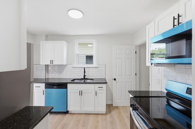 2584 Eakin Road, Columbus, OH 43204