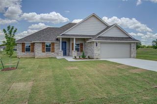 233 Hope Avenue, Shawnee, OK 74804
