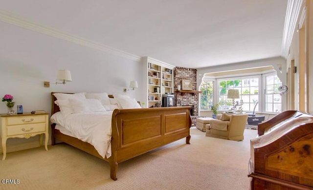 4536 Collett Avenue, Los Angeles, CA 91436