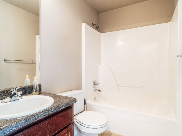 1393 St Claire Street, Pea Ridge, AR 72751