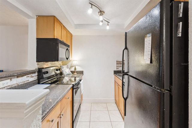 291 LEWFIELD CIRCLE 291, Winter Park, FL 32792