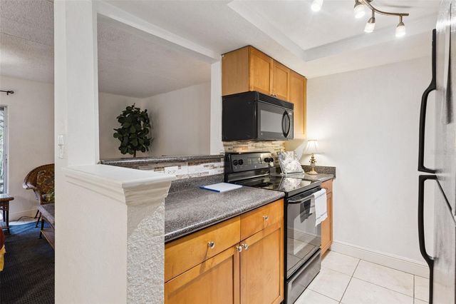 291 LEWFIELD CIRCLE 291, Winter Park, FL 32792