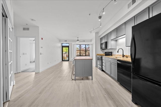4500 Chicago Avenue S 210, Minneapolis, MN 55407