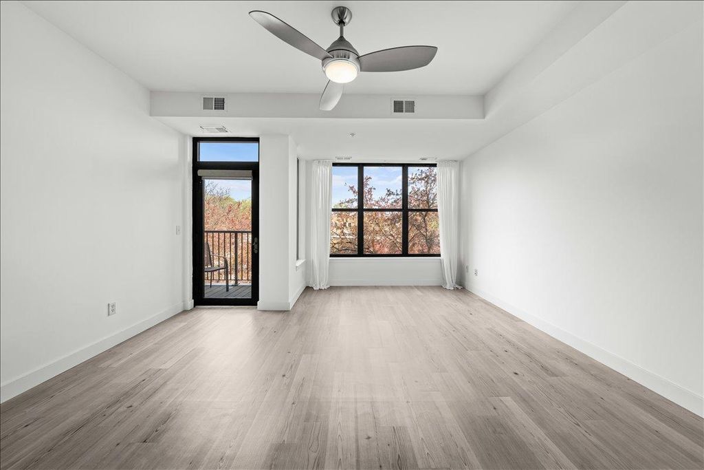 4500 Chicago Avenue S 210, Minneapolis, MN 55407 — photo 2