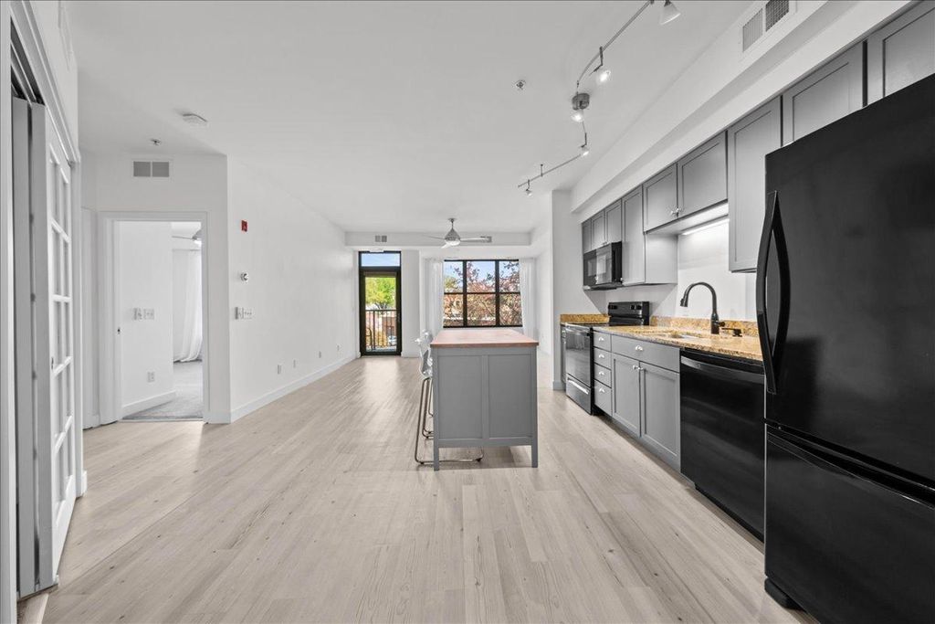 4500 Chicago Avenue S 210, Minneapolis, MN 55407 — photo 5