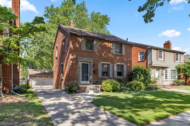 2205 N Rosevere Avenue, Dearborn, MI 48128