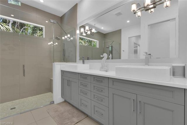 2130 Curtis ST, Naples, FL 34112