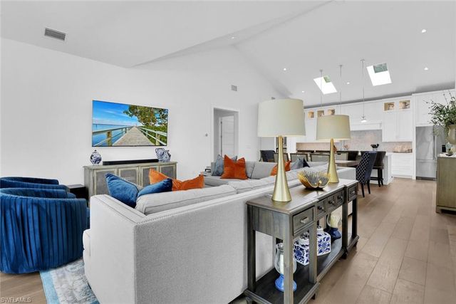 2130 Curtis ST, Naples, FL 34112