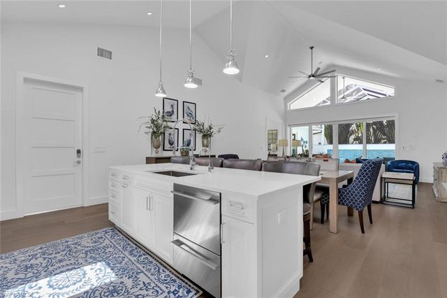 2130 Curtis ST, Naples, FL 34112