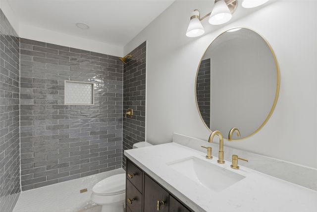 1426 Alaska Avenue, Dallas, TX 75216