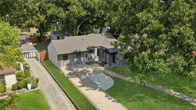 1426 Alaska Avenue, Dallas, TX 75216