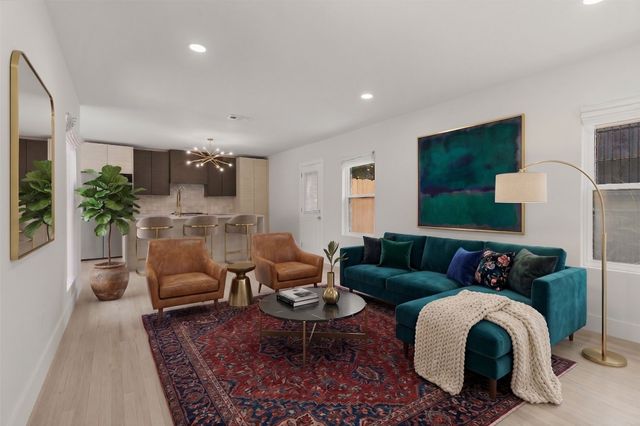 1426 Alaska Avenue, Dallas, TX 75216