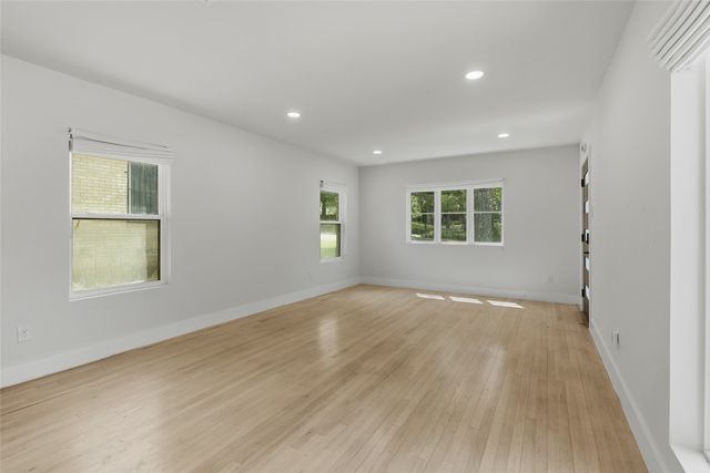 1426 Alaska Avenue, Dallas, TX 75216