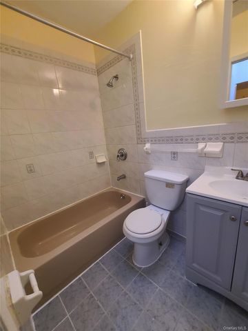 404 E 21st Street, Brooklyn, NY 11226