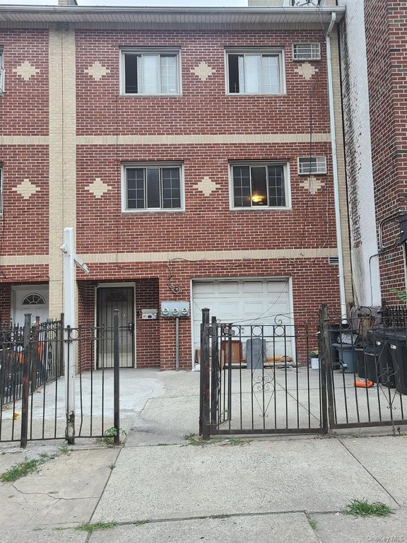 404 E 21st Street, Brooklyn, NY 11226 — photo 2