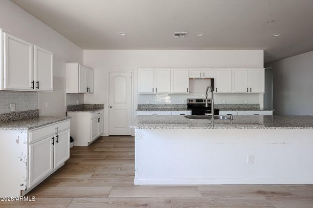 25640 W COLES Road, Buckeye, AZ 85326