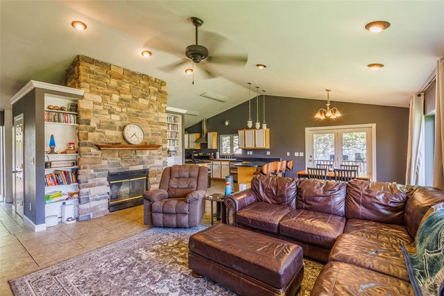 604 W Market Street, Panora, IA 50216