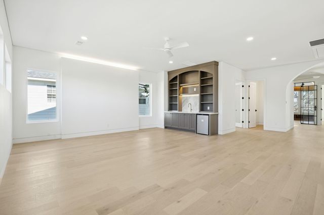 2015 Euclid Avenue, Dallas, TX 75206
