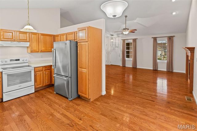 18 Crabapple Lane, Glen Carbon, IL 62034