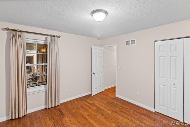 18 Crabapple Lane, Glen Carbon, IL 62034