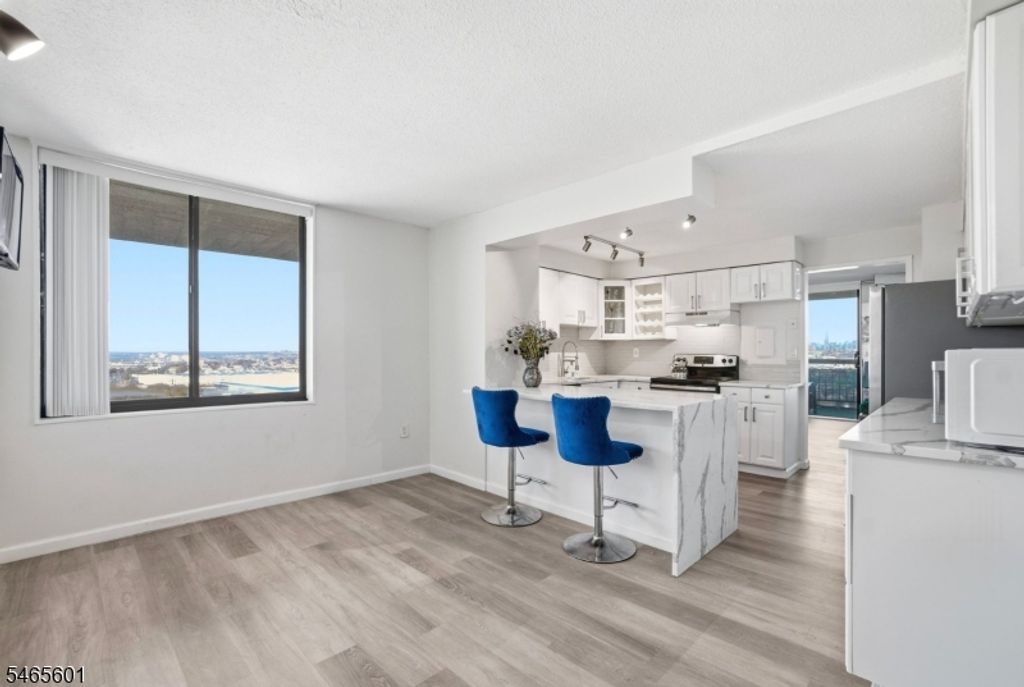 1633 Harmon Cove Tower, Secaucus Town, NJ 07094 — exterior
