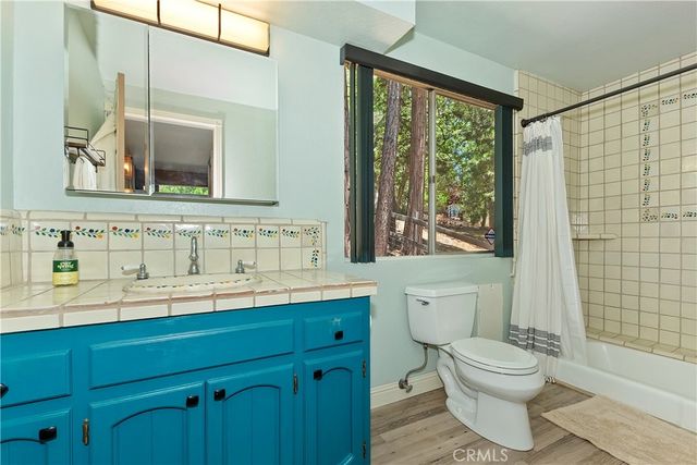 27230 Peninsula, Lake Arrowhead, CA 92352