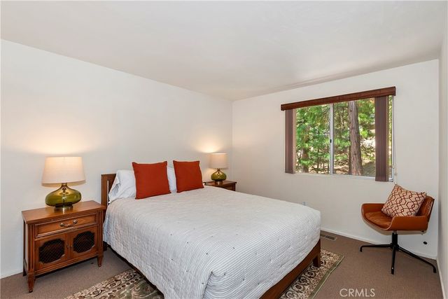 27230 Peninsula, Lake Arrowhead, CA 92352