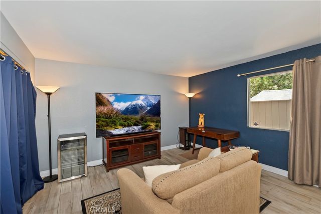 27230 Peninsula, Lake Arrowhead, CA 92352