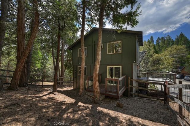 27230 Peninsula, Lake Arrowhead, CA 92352