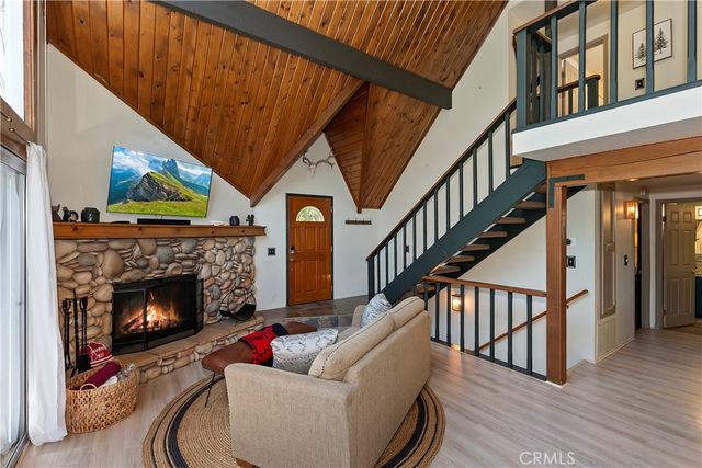 27230 Peninsula, Lake Arrowhead, CA 92352