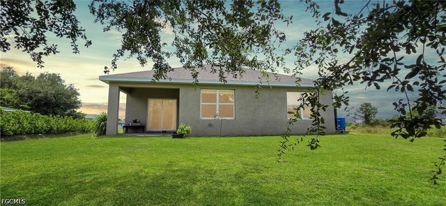 1922 Xelda AVE N, Lehigh Acres, FL 33971