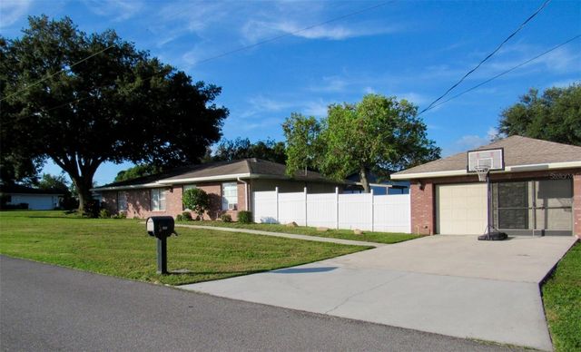 202 SAINT LUCIE ROAD, Winter Haven, FL 33884