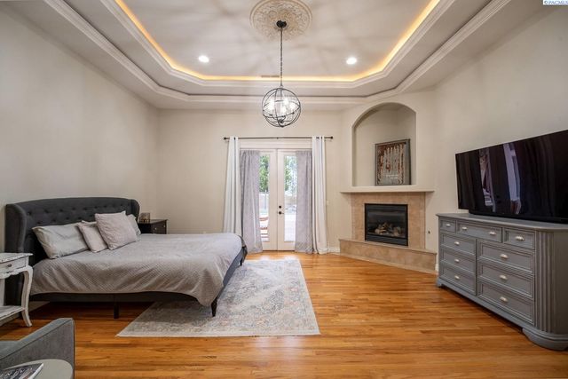 1348 Country Ridge Drive, Richland, WA 99352